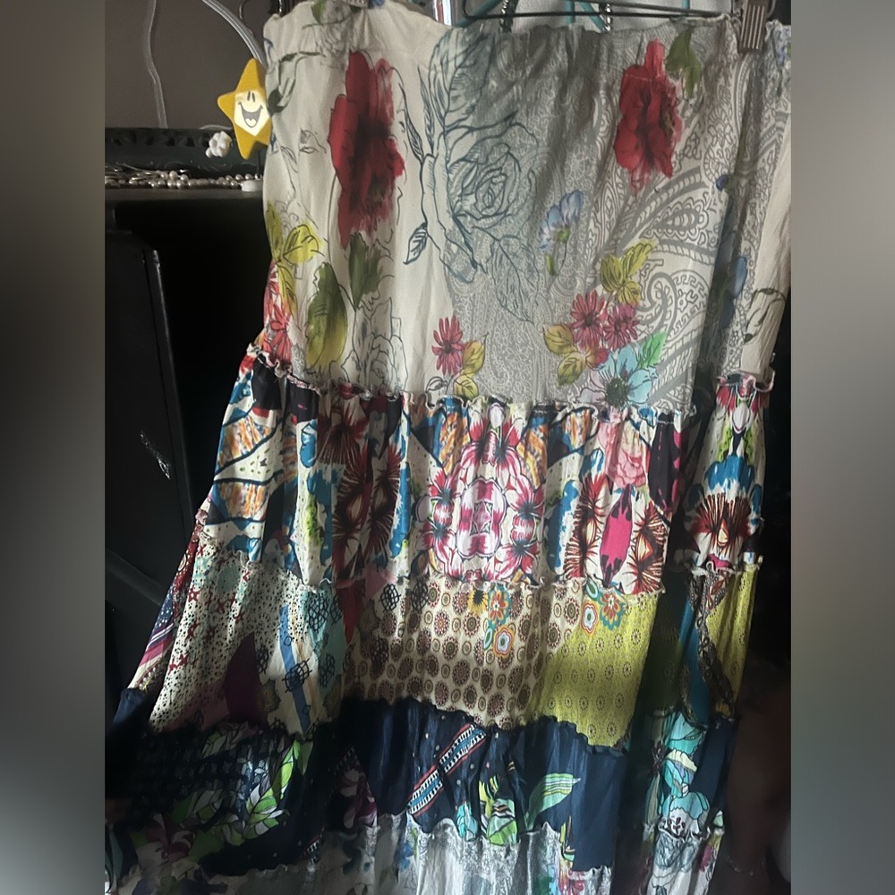 Beautiful Sebrina tiered silk skirt. Excellent shape and vibrant colors.